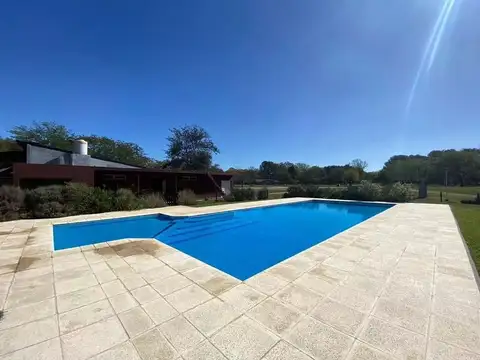 VENTA LOTE  BARRIO CERRADO  AMARYLIS 1515 m