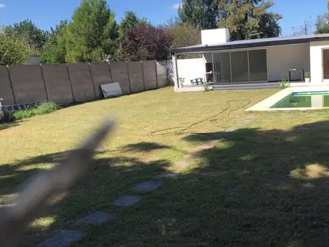 Casa en Venta en Villa Elisa, USD 75.000