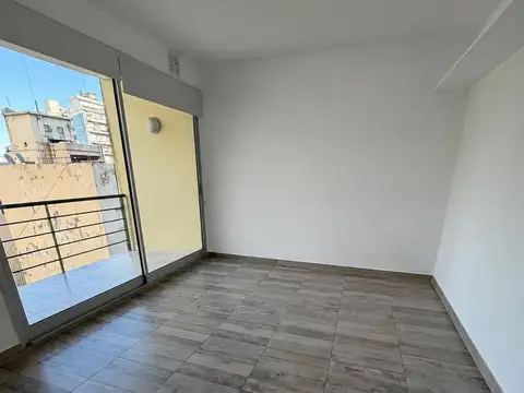 Avenida Luis María Campos 100