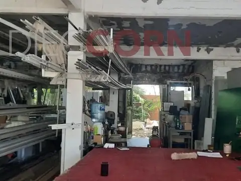 LOCAL EN VENTA, ZONA INDUSTRIAL.