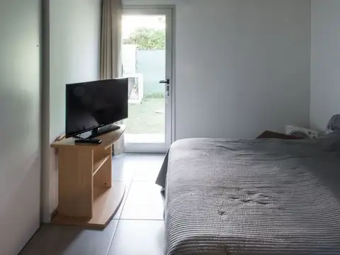 CASA EN VENTA VILLA ELISA 2 DORMITORIOS 2 COCHERAS