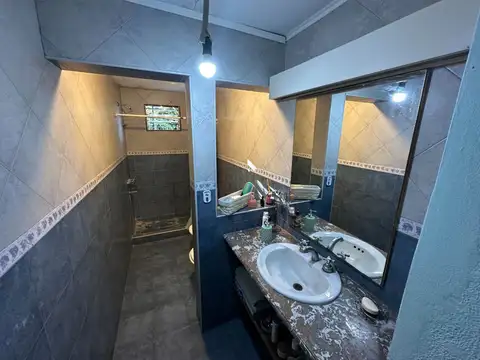 Venta PH 3 ambientes Berazategui al frente PB