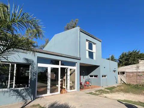 Casa 3 ambientes con 3 baños