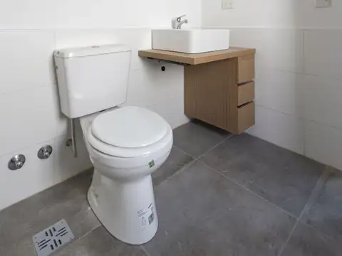 Depto Tipo Casa 3 ambientes con 2 baños