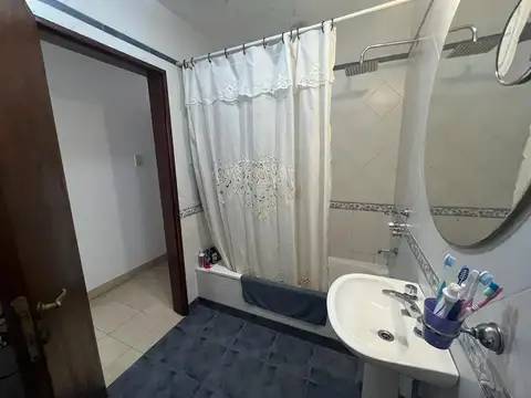 Depto Tipo Casa 4 ambientes con 1 baño
