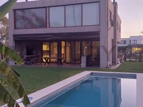 Casa Alquiler Temporario - 6 Ambientes Altos de Campo Grande, Pilar