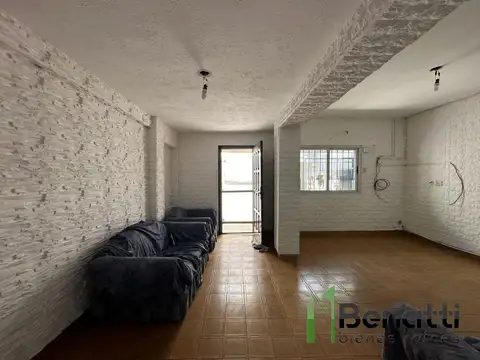 Ph 3 ambientes en VENTA con terraza propia. Ramos Mejía