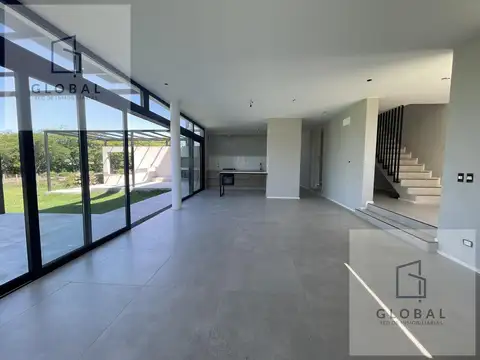 Casa en venta - Barrio San Matias - Escobar - 3 dormitorios (1 suite) - A ESTRENAR