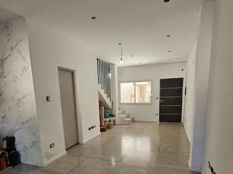 Casa en Venta en Carapachay, USD 210.000