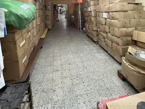 Deposito en alquiler. Sin expensas, Pb y 1° piso, Varios rubros. Gurruchaga 300. Villa Crespo