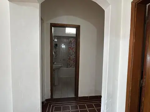 Depto Tipo Casa en Venta 50 años