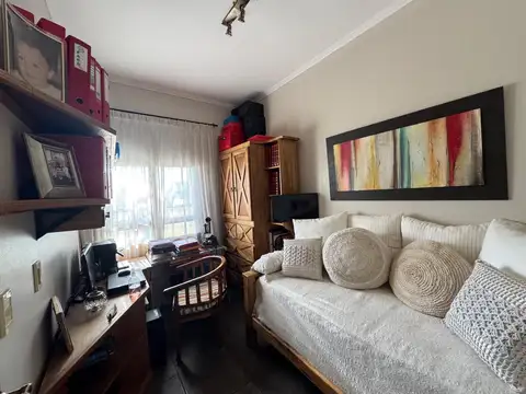 Casa en Venta con 5 cocheras