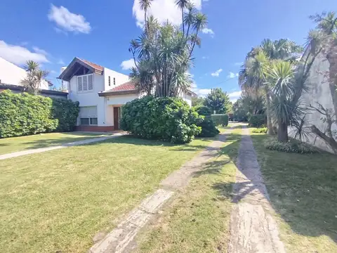 Aristóbulo del Valle 4200