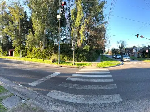 LOTE EN VENTA EN SAN MIGUEL EXCELENTE UBICACIÓN