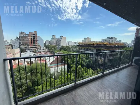 2 AMBIENTES / ALQUILER / COGHLAN FRENTE CON TOILETTE