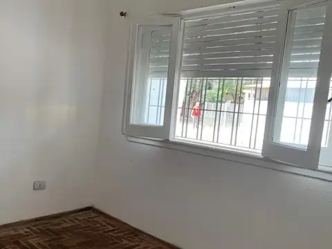 Venta casa en Caseros, Tres de Febrero