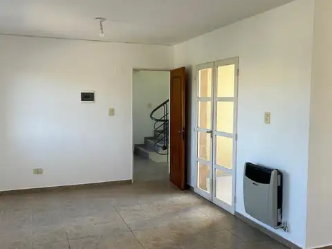 DEPARTAMENTO 2 DORMITORIOS CON COCHERA Y TERRAZA PROPIA