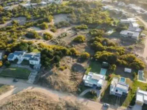 Terreno en Venta 46  mts Fondo