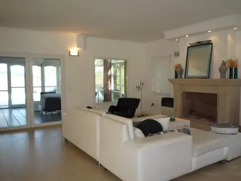 Av. Del Libertador 4100