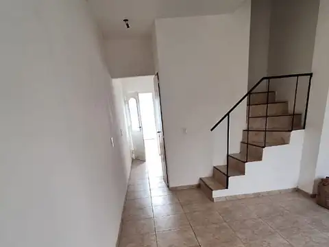 Casa en Alquiler en San Miguel, $ 1.100.000