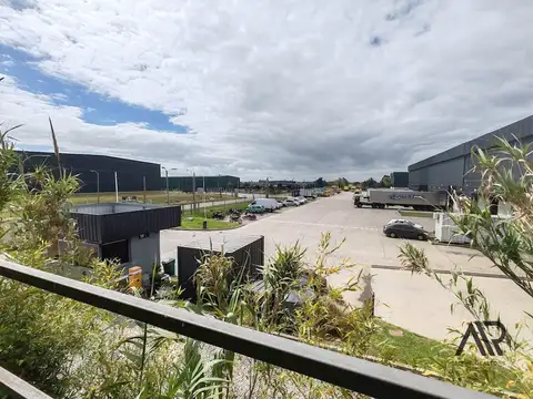 Alquiler de Depósito de 500 m2 en Polo Logístico de ruta 101. Calidad Premium.