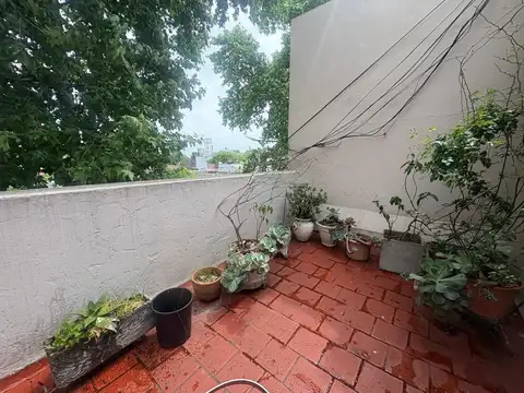 Depto Tipo Casa 5 ambientes con 2 baños