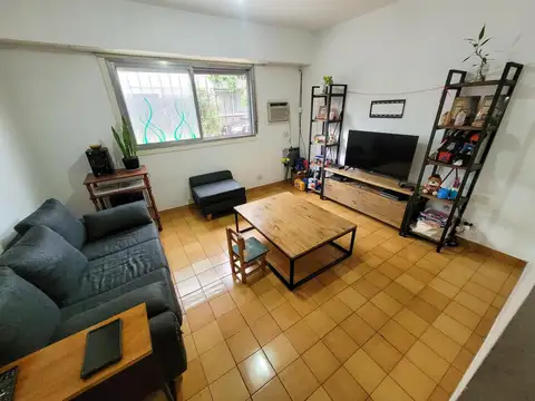 Depto Tipo Casa en Venta con 1 cocheras
