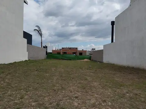 VENTA LOTE DOCTA BOULEVARD - 360M2 APTO DUPLEX