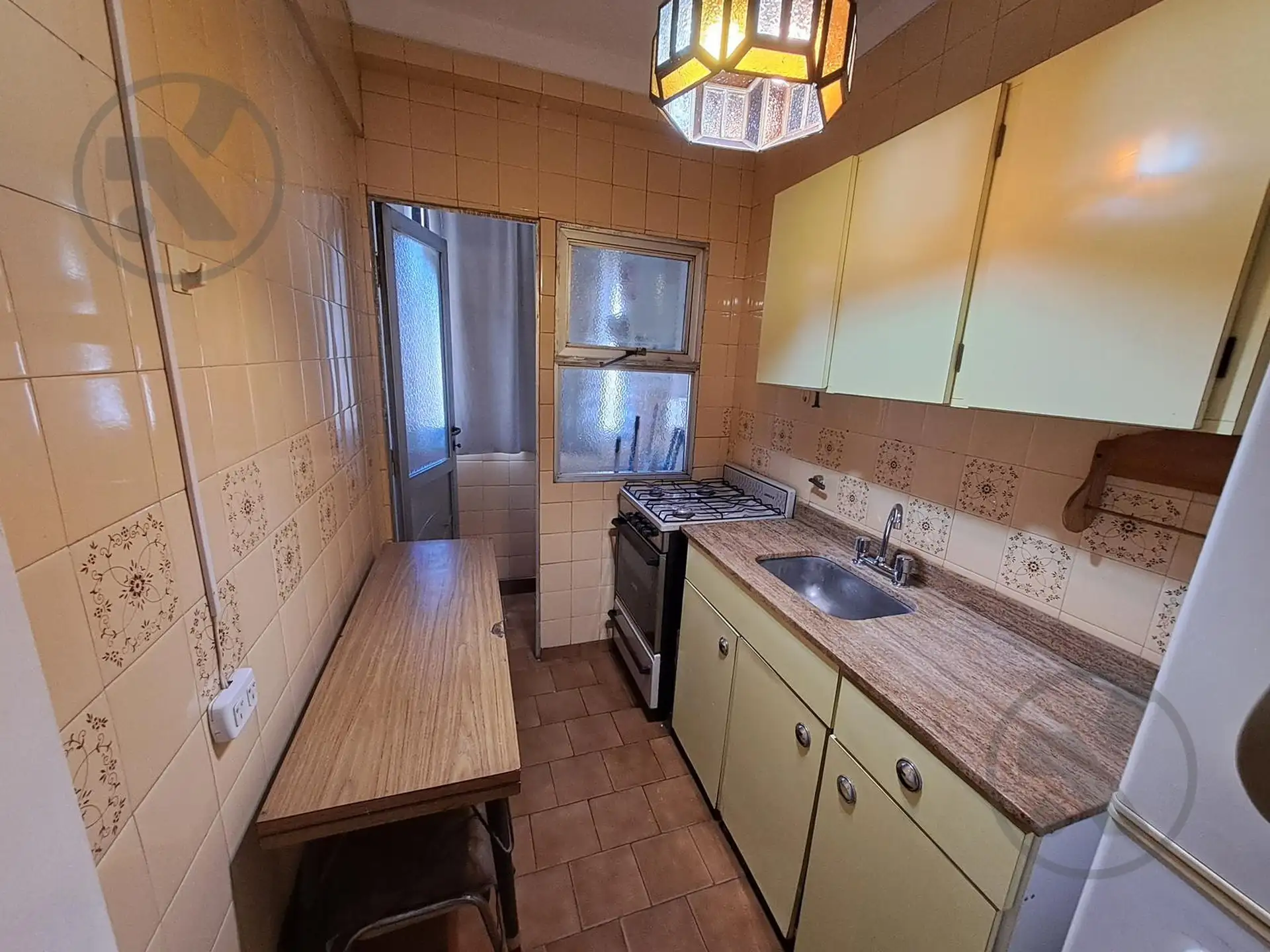 Venta departamento de 2 ambientes con cocina separada