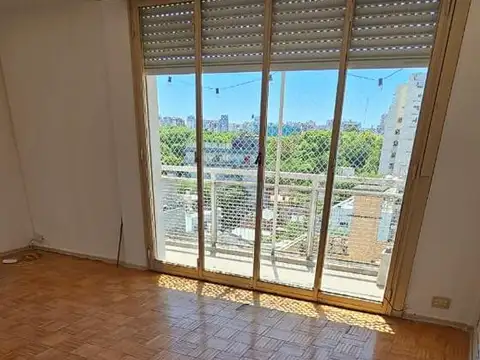 Departamento tres ambientes excelente ubicacion! Super luminoso!