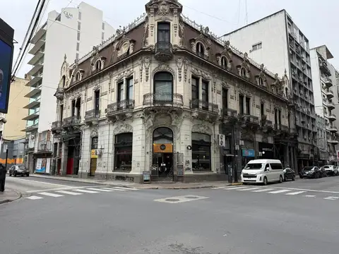 Venta local dos plantas Rosario, Centro