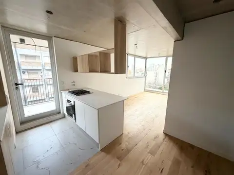 Departamento en Alquiler en Echesortu, $ 680.000