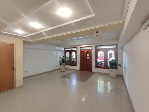 OFICINA APTO PROFESIONAL Y COMERCIAL EN VILLA LURO