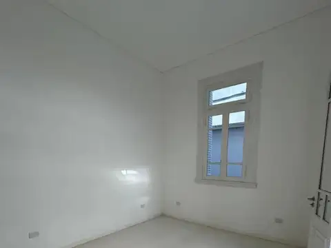 Depto Tipo Casa 4 ambientes con 2 baños