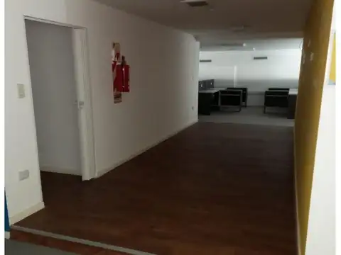 Av Cabildo 86 , Piso 4