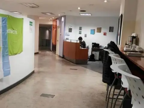 Venta Oficina Comercial en Monserrat