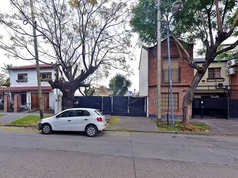 VENTA CASA 3 AMB SAN MIGUEL + DPTO 2 AMB LOTE GRND