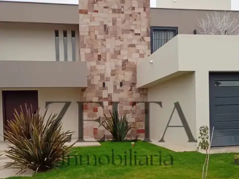 Casa en Venta en Libertador Gral San Martín, USD 650.000