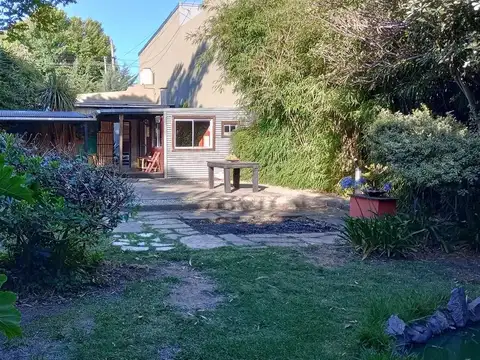 Casa 2 ambientes con 1 baño
