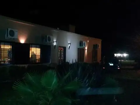 De los Patos e/ Ciervo de las Pampas y Venado