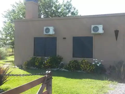 Casa Quinta en venta - 3 Dormitorios 1 Baño - 2.109,37Mts2 - Chascomús