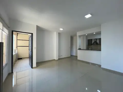 Av Pte H Yrigoyen 1900, Piso 3