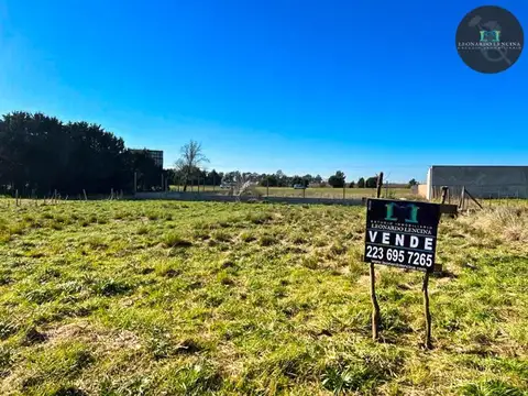 Terreno en Venta en Barrio La Laura, USD 27.900