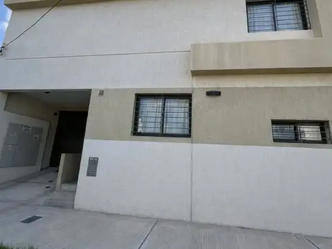 Venta departamento 3 amb con cochera, el challao