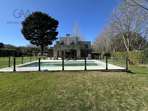 Av. Jorge Newbery 5005, B7600 Buenos Aires, Provincia de Buenos Aires, Argentina, Mar Del Plata, Buenos Aires, Argentina.