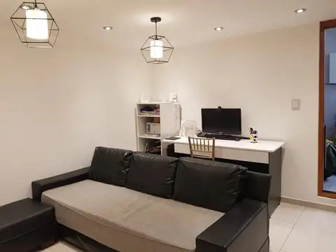 Depto Tipo Casa en Venta 40 años