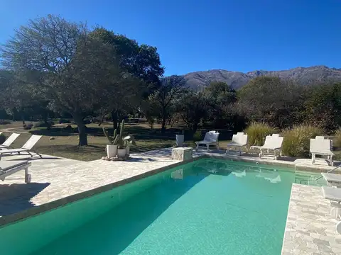 Terreno en Venta 12  mts Fondo