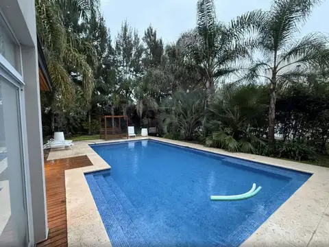 Casa en Venta en El Principado Ciudad Nautica Canning