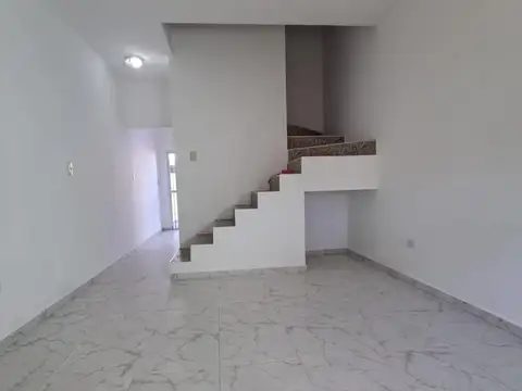 Casa en Alquiler de 2 dormitorios