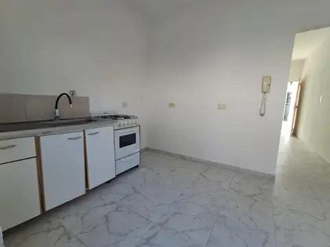 Casa en Alquiler con 1 cochera